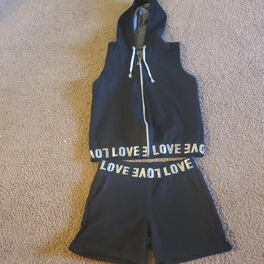 Brand New 2 Pieces Set